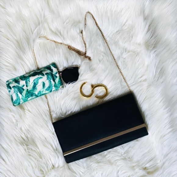 New Look Mock Snake Print Black Chelsea Clutch Bag - Picture 2 of 6